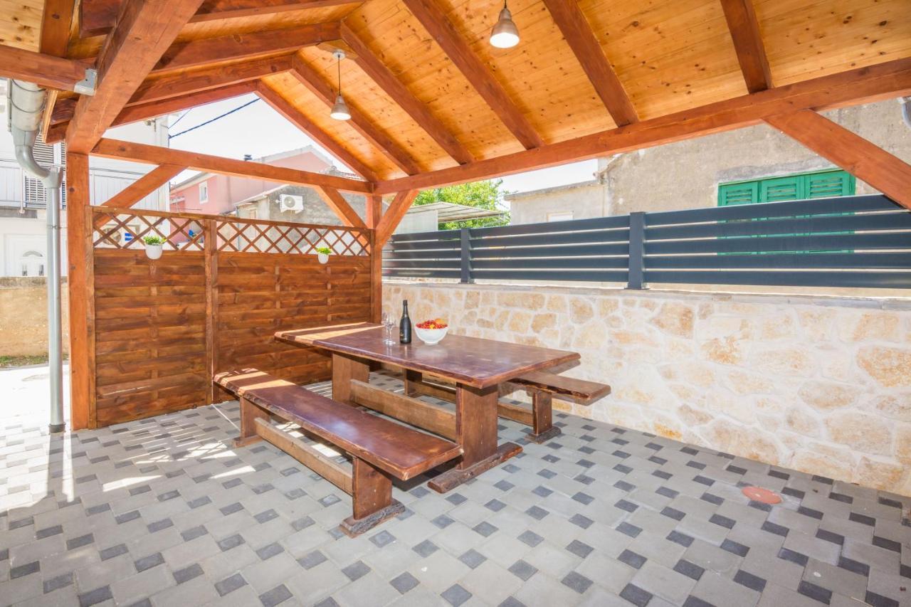 Kuca Za Odmor "Roko" Appartement Bibinje Buitenkant foto